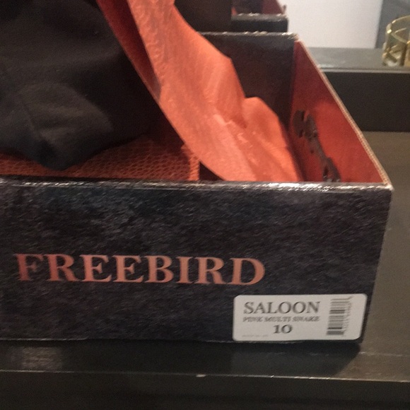 FREEBIRD SALOON PINK MULTI SNAKE - Picture 3 of 7